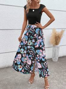 SHEIN LUNE Solid Crop Tee & Floral Print Split Thigh Skirt - Black - View 1