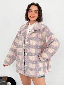 SHEIN Qutie 大碼格紋圖案落肩袖絨毛外套 - 彩色 - 查看 5