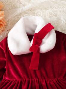 Bebé niña Vestido bajo con fruncido de terciopelo con pañuelo - Burdeos - Ver 3