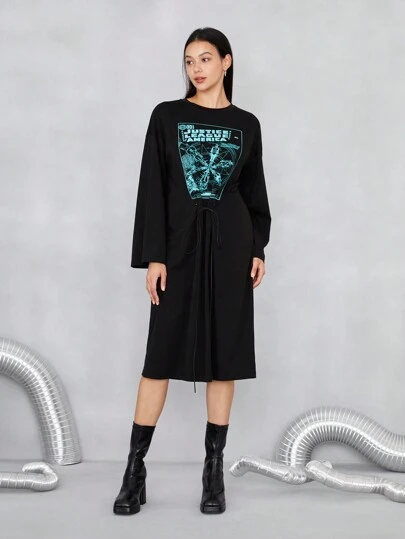 JUSTICE LEAGUE X SHEIN 字母圖案落肩袖腰部抽繩洋裝