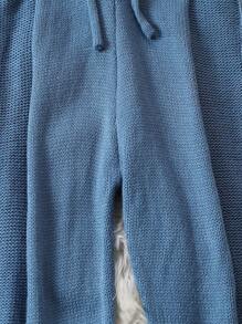 SHEIN Kleine Jungen Hose mit Zopfmuster