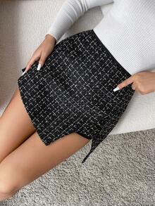 SHEIN Essnce Plaid Pattern Wrap Hem Skort - Black - View 5