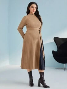 Mulvari 大碼雙色百褶下擺腰帶毛衣洋裝 - 卡其色 - 查看 6
