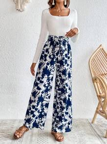SHEIN VCAY Scoop Neck Tee & Floral Print Paperbag Waist Belted Pants - White - View 5