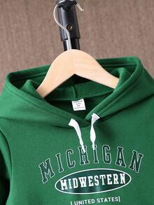 SHEIN 男小童字母圖案袋鼠口袋保暖連帽衫和運動褲 - 綠色 - 查看 6