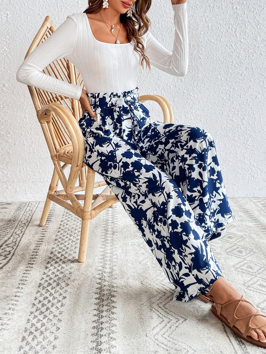 SHEIN VCAY Scoop Neck Tee & Floral Print Paperbag Waist Belted Pants - White - View 1