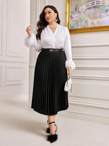 Modelyn 大碼毛茸茸袖口上衣&百褶半身裙不附腰帶 - 黑與白 - 查看 4