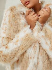 SHEIN SXY 大碼滿版印花開門襟毛茸茸外套 - 卡其色 - 查看 7