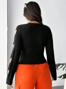 SHEIN EZwear Plus Heart Cut Out Sweater - Black - View 2