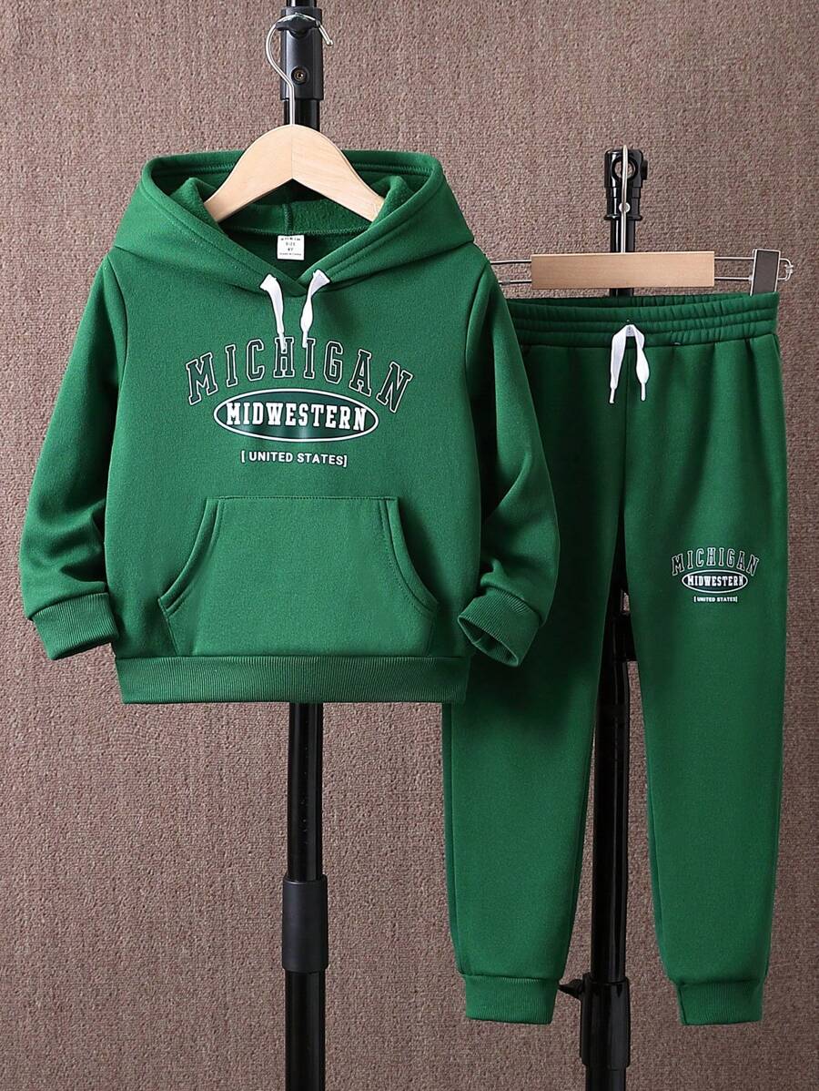 SHEIN 男小童字母圖案袋鼠口袋保暖連帽衫和運動褲 - 綠色 - 查看 1