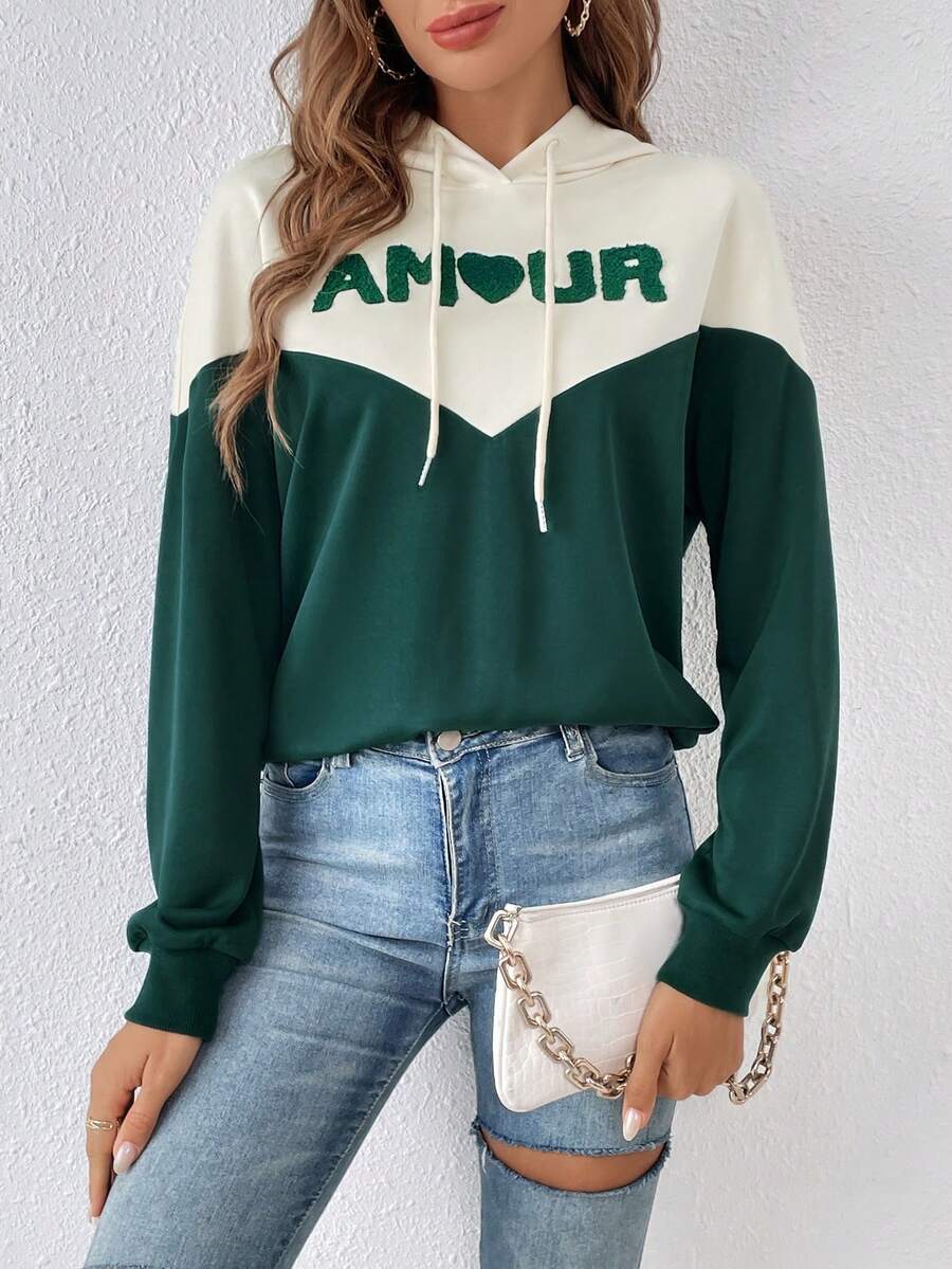 SHEIN Frenchy 字母圖案撞色落肩袖抽繩連帽衫 - 彩色 - 查看 1