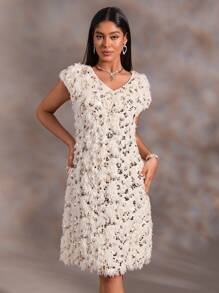 SHEIN BAE 蝙蝠袖毛茸茸洋裝不附腰帶 - 米色 - 查看 3