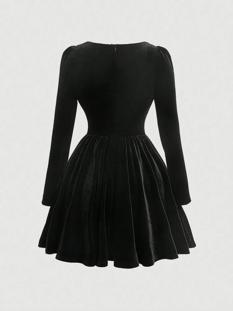 Sweetheart Neck Pearls Beaded Velvet Dress