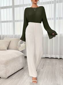 SHEIN Essnce Boat Neck Trumpet Sleeve Lettuce Trim Plisse Blouse,Long Sleeve Tops - Army Green - View 6