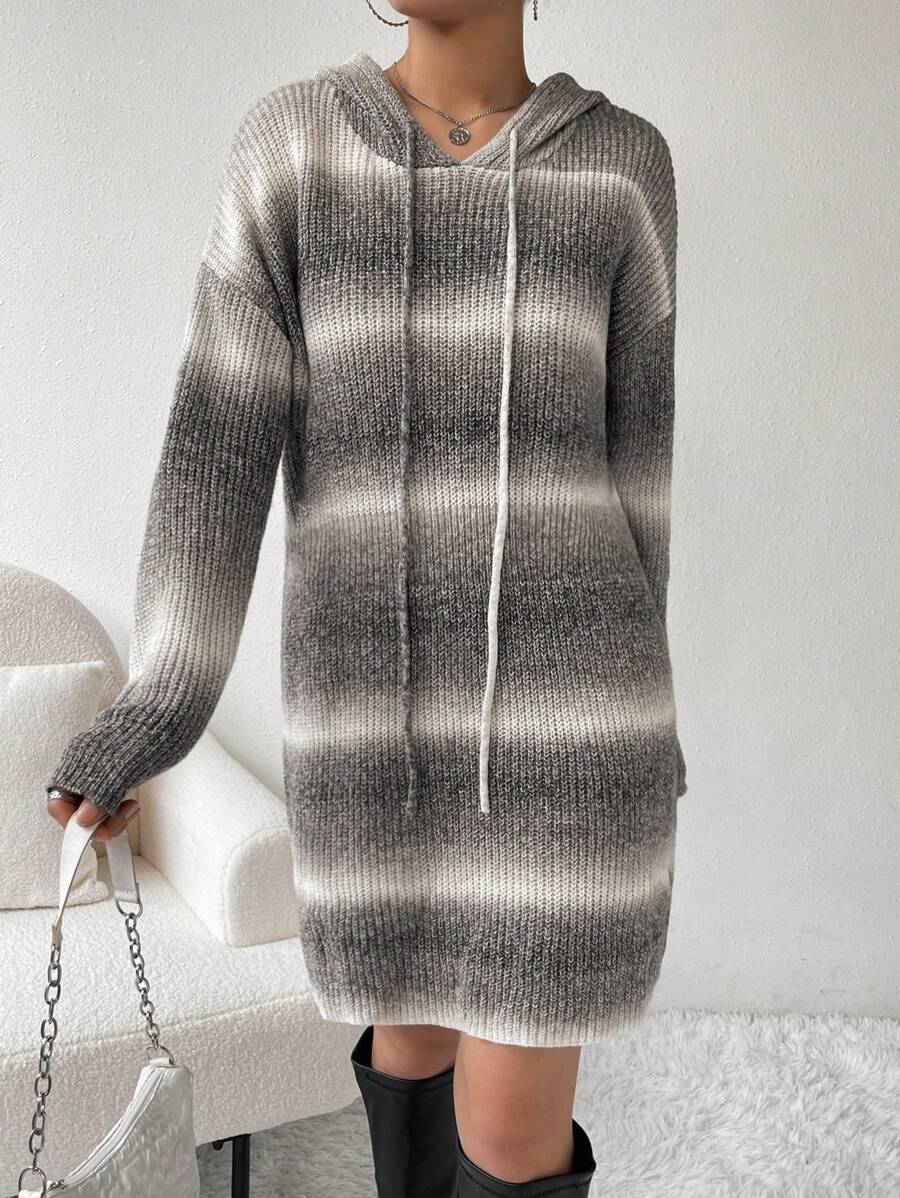 SHEIN Essnce 漸層落肩袖抽繩連帽毛衣洋裝 - 黑與白 - 查看 1