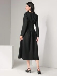 Mulvari 缺口領褶皺細節洋裝 - 黑色 - 查看 3