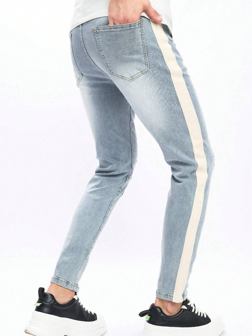 Men's Distressed Jeans