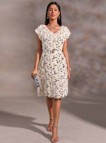 SHEIN BAE 蝙蝠袖毛茸茸洋裝不附腰帶 - 米色 - 查看 6