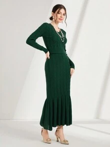 Seusyu Cable Knit Sweater & Mermaid Hem Knit Skirt - Green - View 5