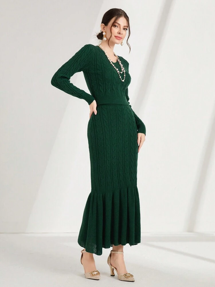 Cable Knit Sweater & Mermaid Hem Knit Skirt