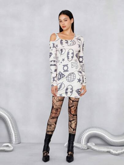 JUSTICE LEAGUE X SHEIN Letter Graphic Asymmetrical Neck Dress