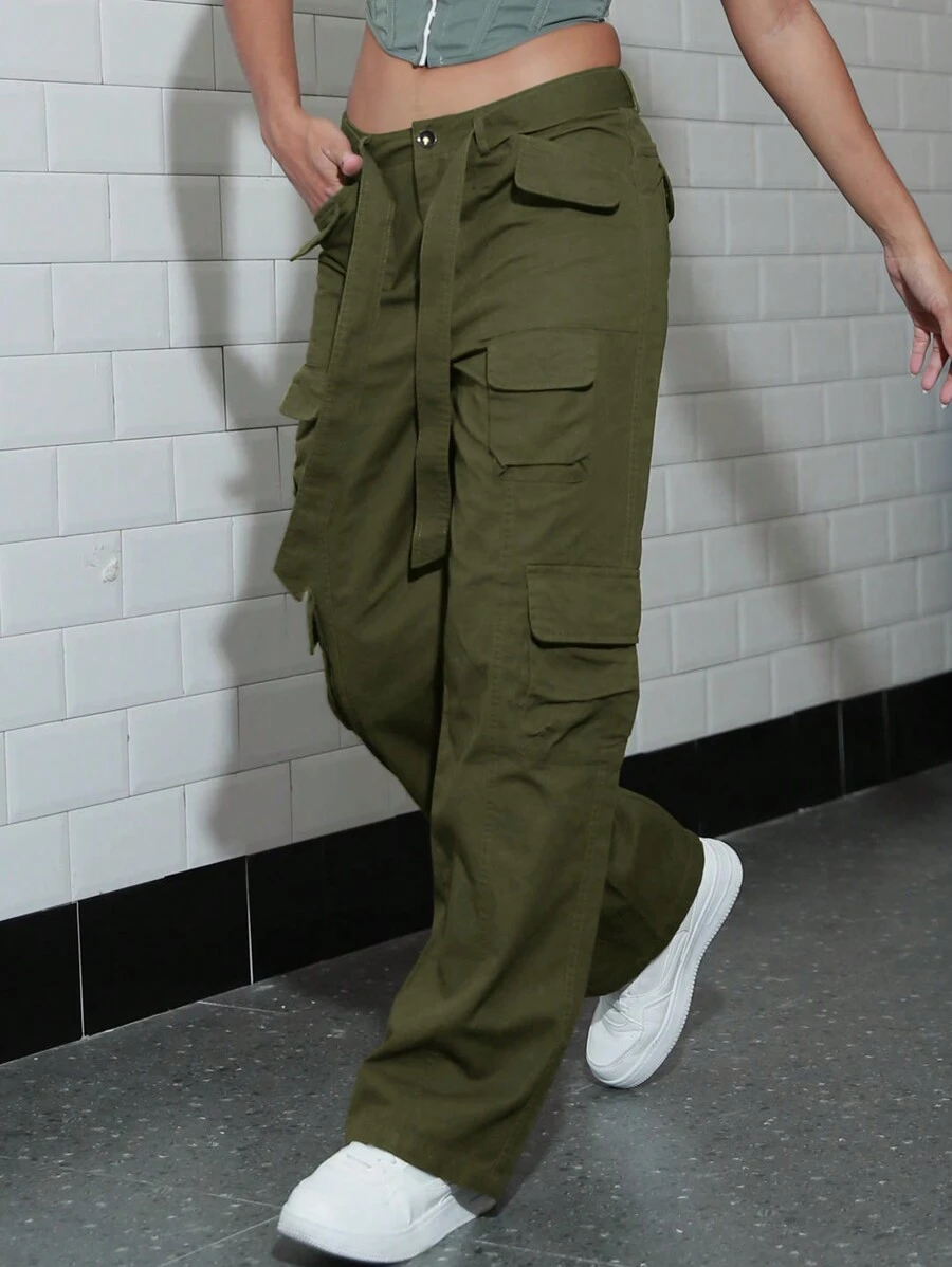 Pantalones cargo unicolor con cinturón - Verde militar - Ver 1