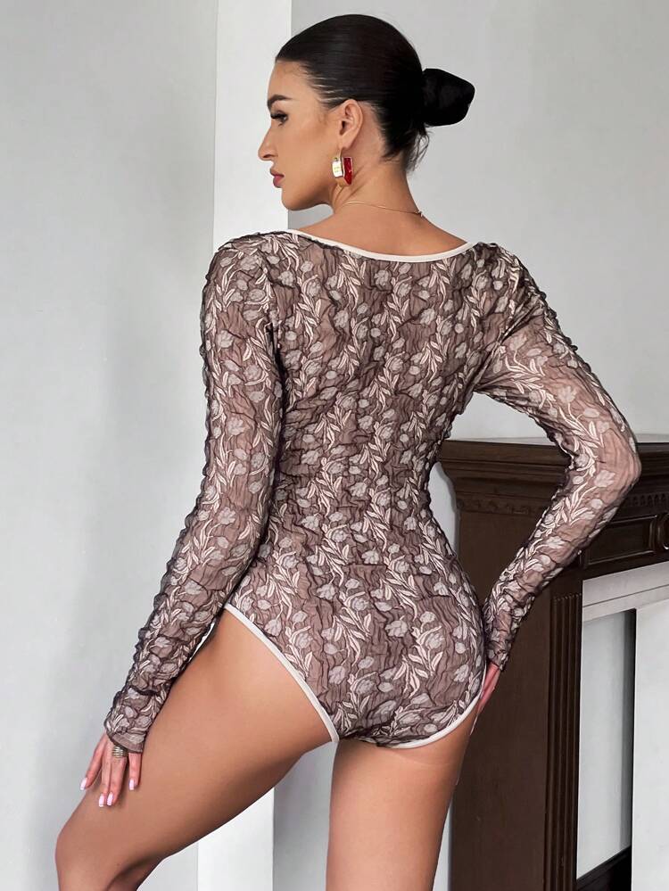 Floral Print Twist Front Sweetheart Neck Bodysuit
