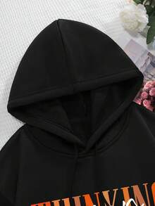 SHEIN EZwear Đồ họa Chữ cái Túi kangaroo Dây rút Lót nhiệt Hoodie - màu đen - Xem 3