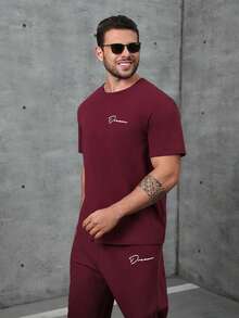 GENTILAND Men Plus Letter Graphic Tee & Sweatpants - Red - View 5