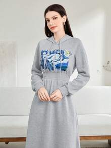 Mulvari 插圖圖案落肩袖抽繩連帽洋裝 - 灰色 - 查看 6