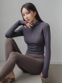 DAZY Chất rắn Một nửa khóa kéo Áo phông Crop - Xám - Xem 4