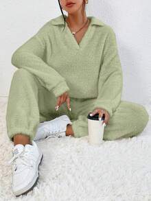 SHEIN Frenchy Drop Shoulder Teddy Sweatshirt & Pants - Green - View 3