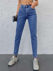 RueChic Solid Slant Pocket Tapered Jeans - Light Wash - View 4