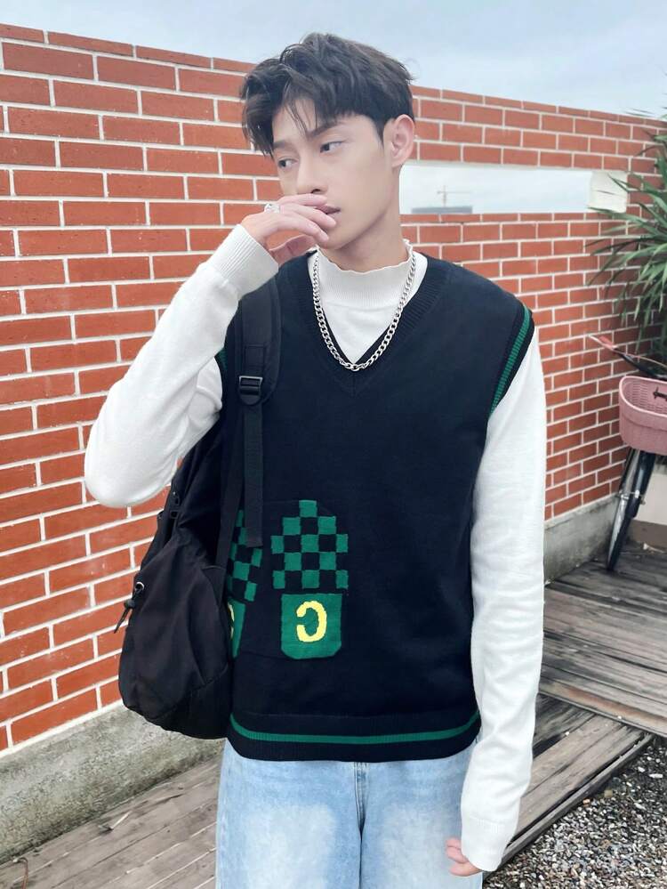 Men Checker & Letter Pattern Striped Trim Sweater Vest