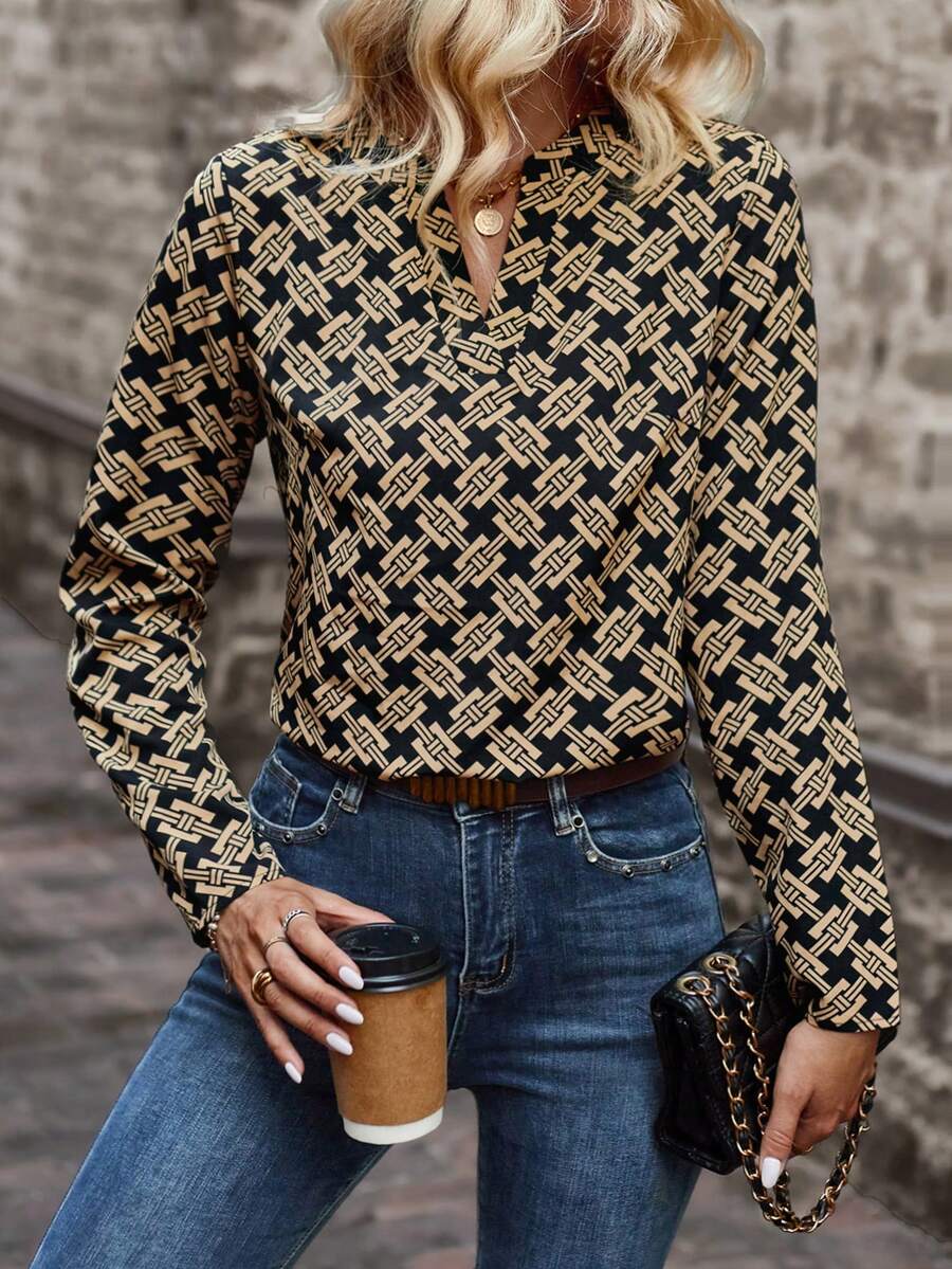 SHEIN Clasi 滿版印花缺口領襯衫 - 黑色 - 查看 1