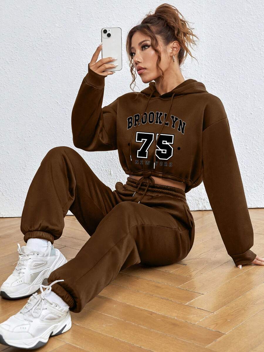 SHEIN EZwear Đồ họa Chữ cái Thả vai Dây rút Áo hoodie ngắn & Quần nỉ - Cà phê nâu - Xem 1