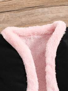 SHEIN Tween Girl Contrast Fuzzy Trim Jacket & Pleated Skirt & 1pair Leg Sleeve Without Tee - Black - View 6