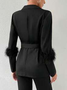 Allurite 毛茸茸袖口雙排釦腰帶西裝外套 - 黑色 - 查看 2