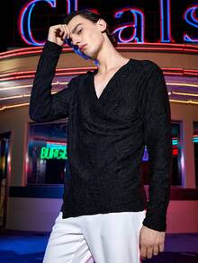 Manfinity AFTRDRK Nam Surplice cổ Viền không đối xứng Áo phông trơn - màu đen - Xem 9