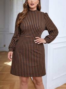 SHEIN Privé 大碼千鳥格印花小高領洋裝不附腰帶 - 彩色 - 查看 4