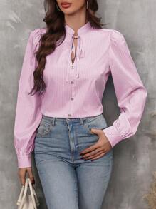 SHEIN LUNE Blusa con estampado de rayas de cuello con cordón de manga farol - Rosa - Ver 5