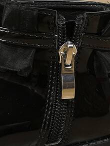 女孩秋天和冬天黑色英倫風情流行摩托車靴子適用於小的兒童帶時尚蕾絲邊和可愛戶外短靴