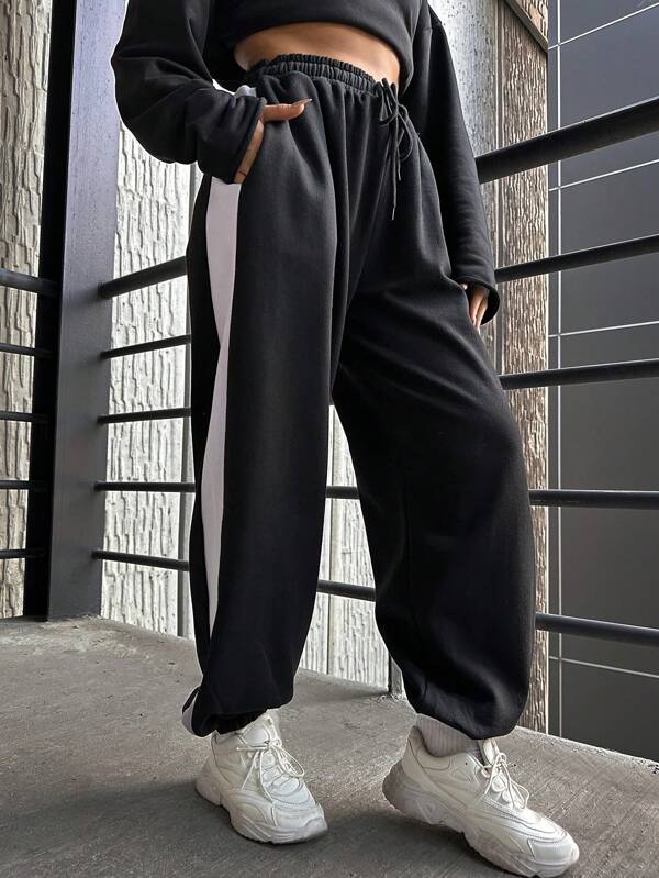 Cloudara Plus Size  Contrast Side Seam Drawstring Waist Sweatpants