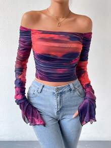 SHEIN Privé 紮染一字肩荷葉袖褶邊短款上衣 - 酒紅色 - 查看 5