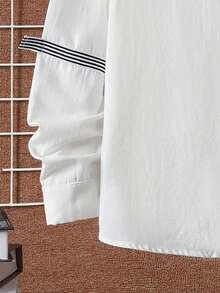 SHEIN 男童學院風領落肩梭織寬鬆襯衫 - 白色 - 查看 4