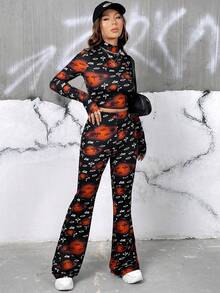SHEIN EZwear Allover Print Mock Neck Crop Tee & Flare Leg Pants - Black - View 6