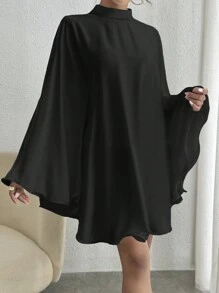 SHEIN Privé 小高領露背喇叭袖洋裝 - 黑色 - 查看 2