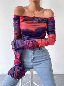 SHEIN Privé 紮染一字肩荷葉袖褶邊短款上衣 - 酒紅色 - 查看 6