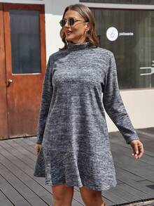 SHEIN LUNE 大尺碼荷葉邊半高領連身裙 - 灰色 - 查看 4