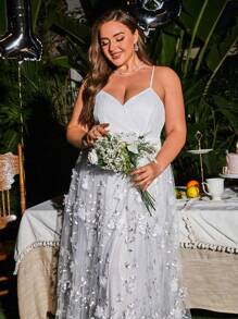 Plus Floral Embroidery Mesh Overlay Cami Wedding Dress - White - View 3